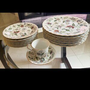 Andrea Buckingham Sadek plate set